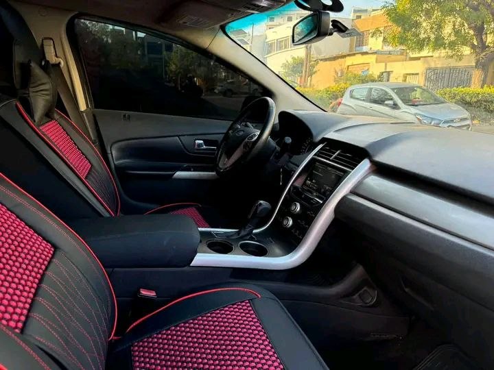 Ford Edge – Image 4